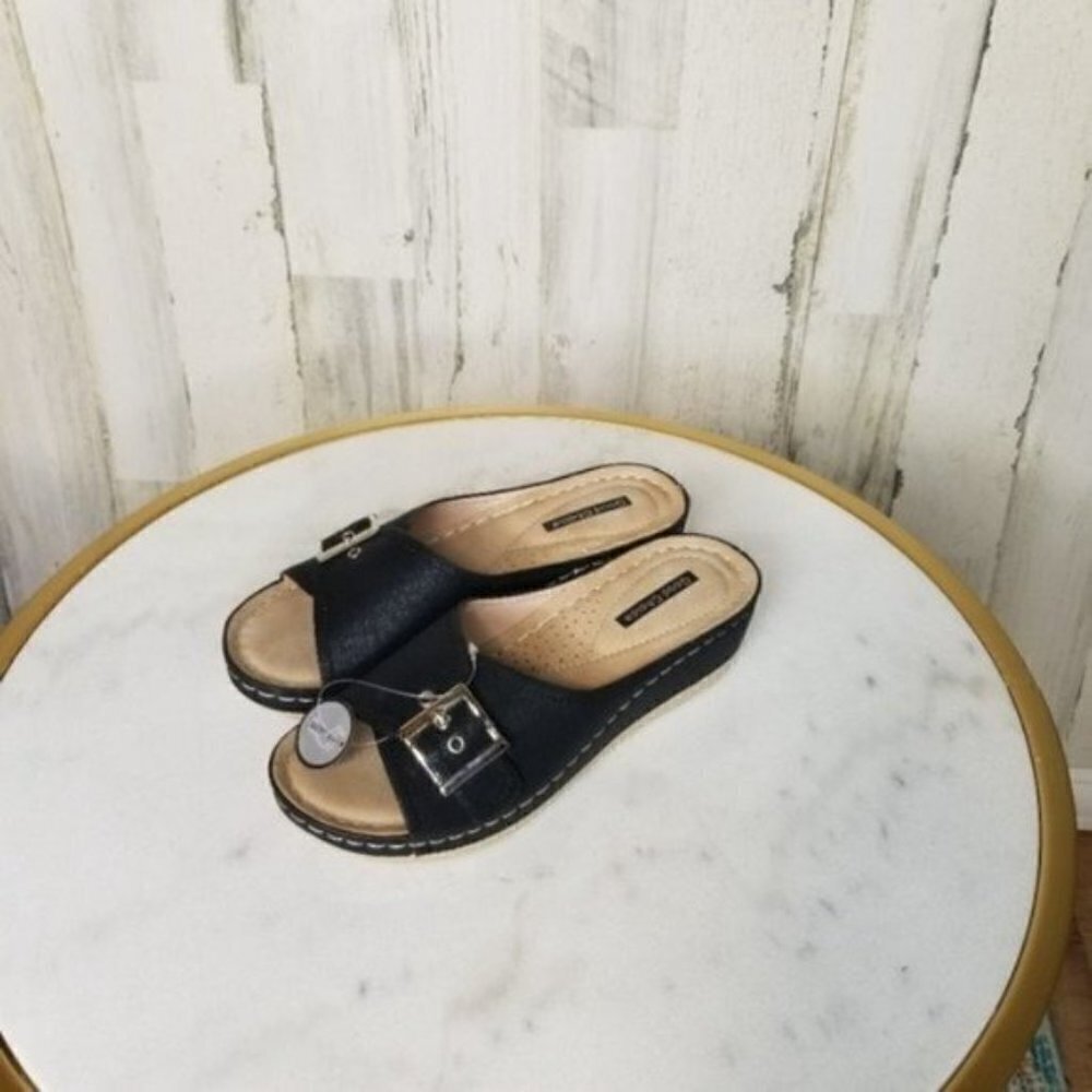 GC Good Choice Shoes JUSTINA WEDGE SANDAL Black Wedge - Picture 3 of 6